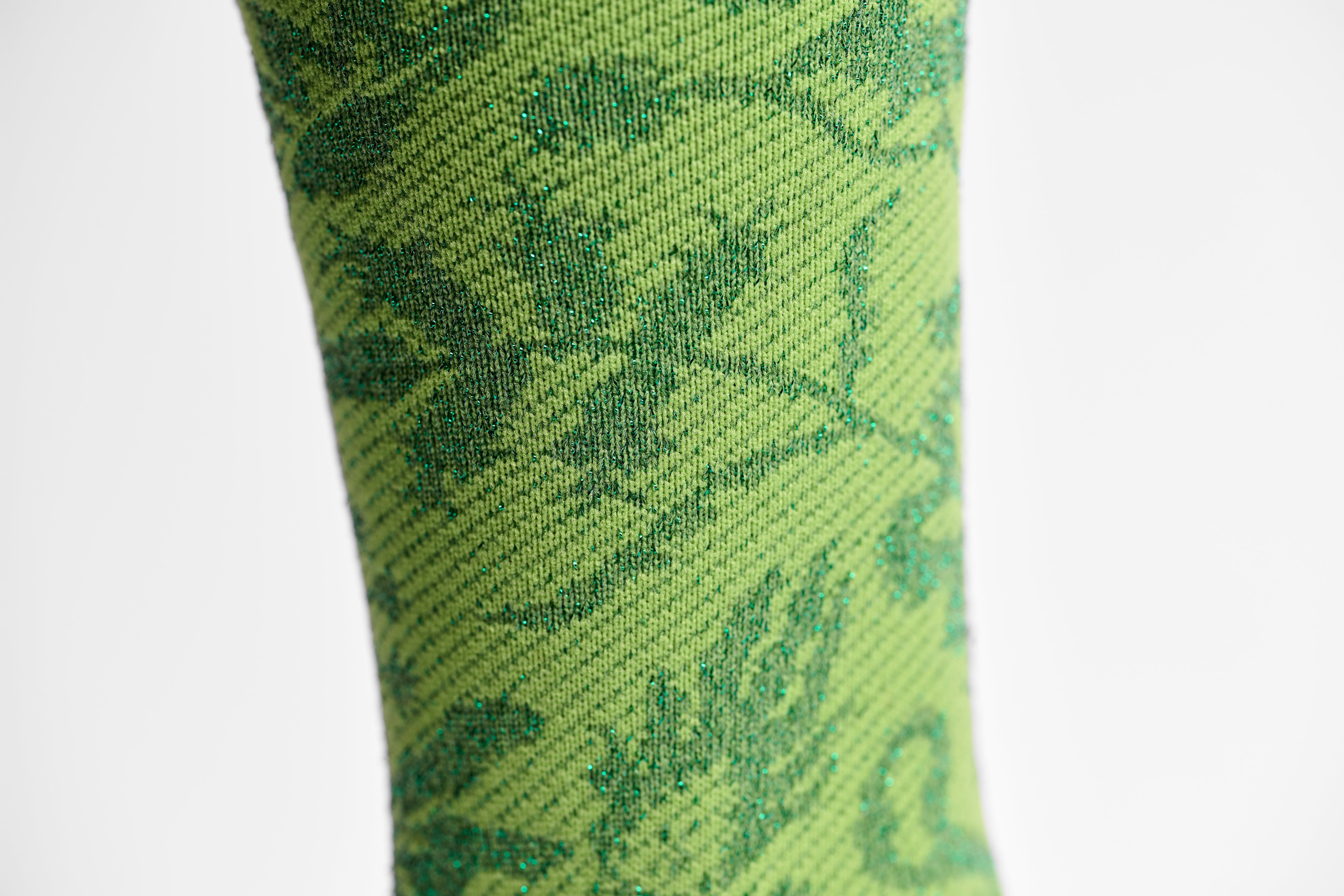 Crew Socks (Dizzy Flower)