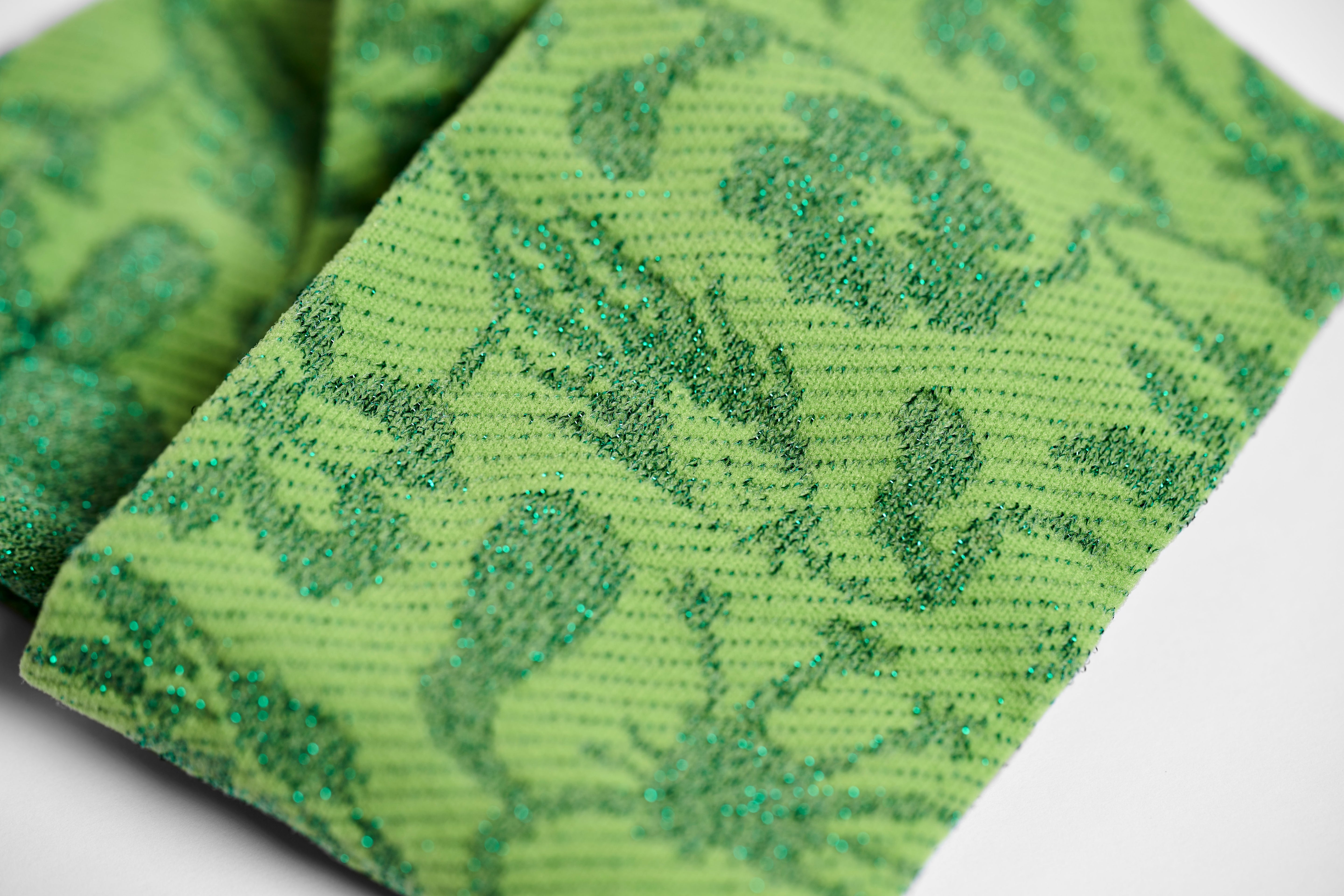 Crew Socks (Dizzy Flower)