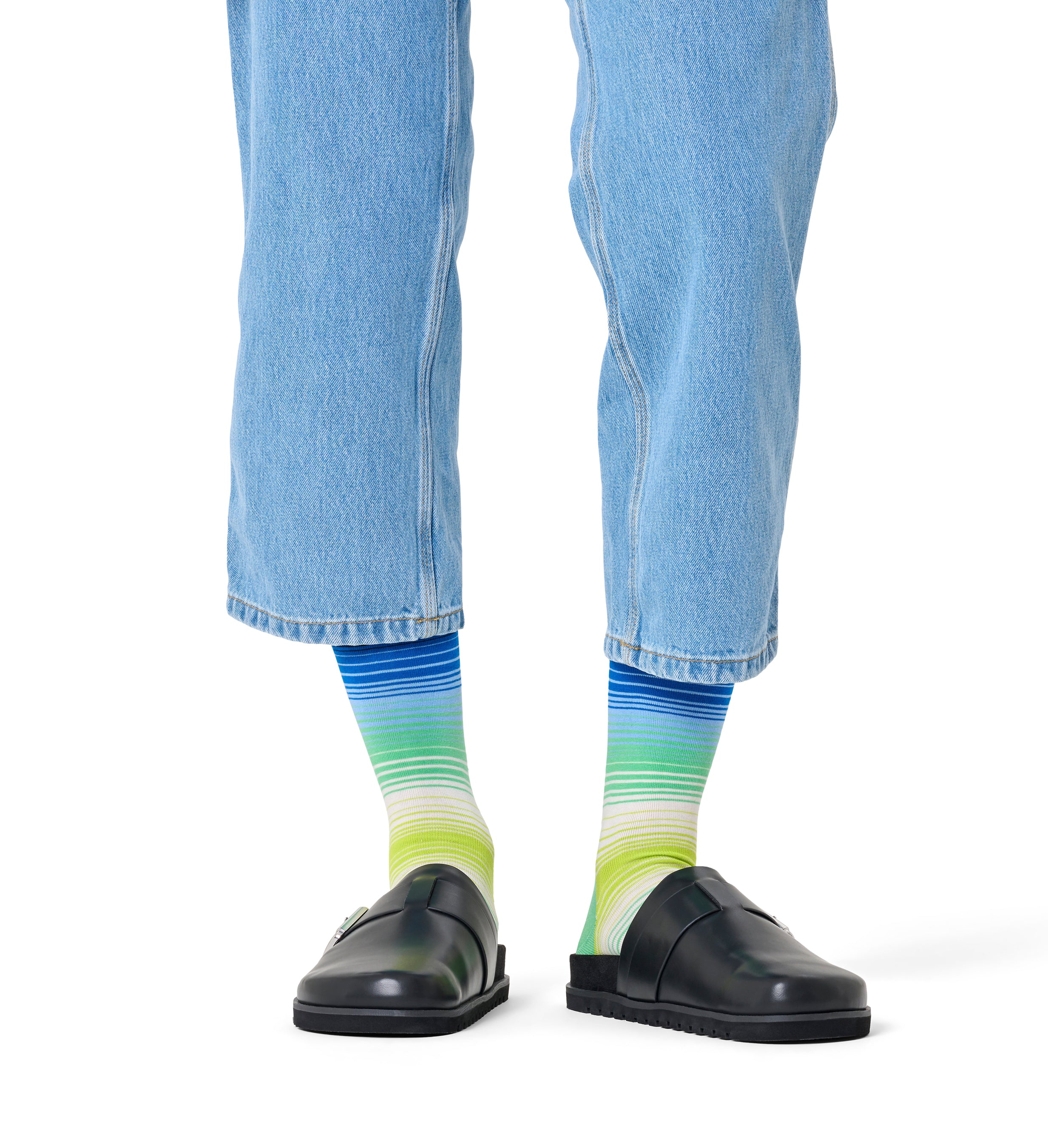 Crew length socks (gradient stripe)