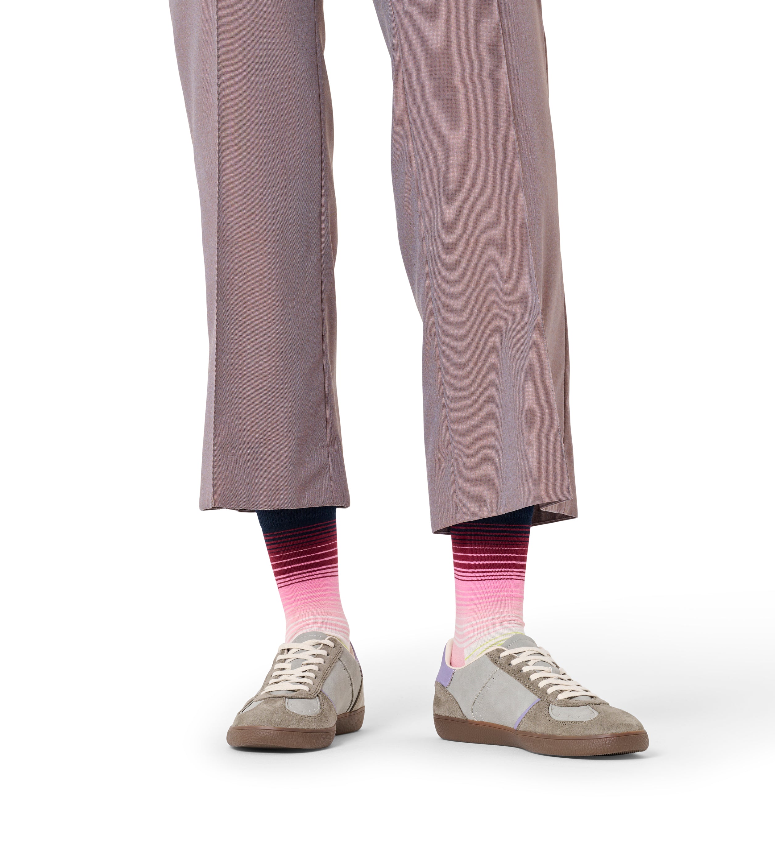 Crew length socks (gradient stripe)