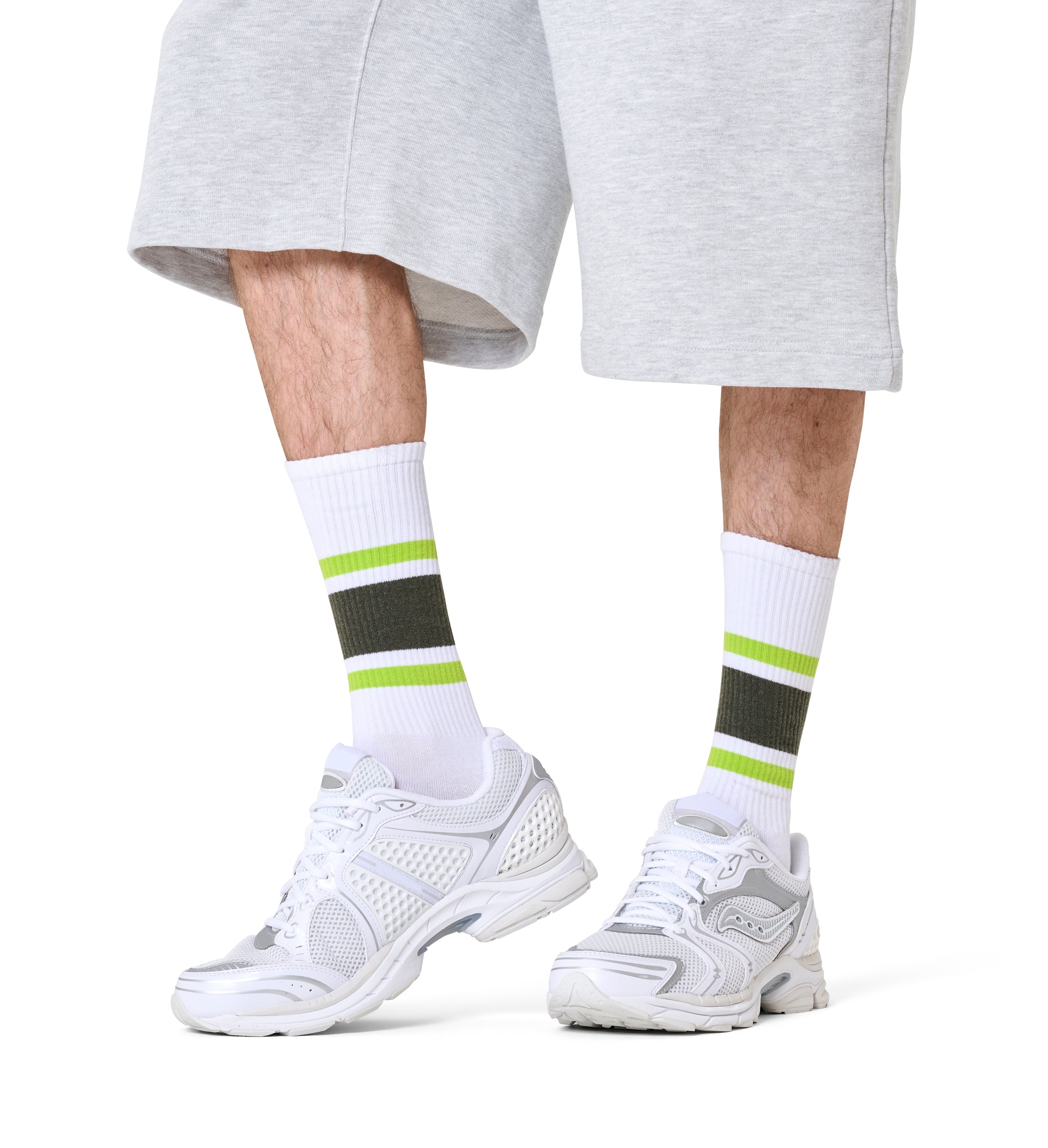 Sports socks (simple stripes)